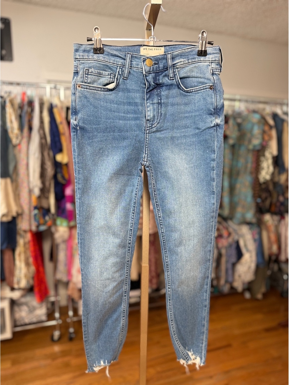 WE THE FREE Free People High Rise Skinny Jeans Raw Frayed Hem NWOT 28R